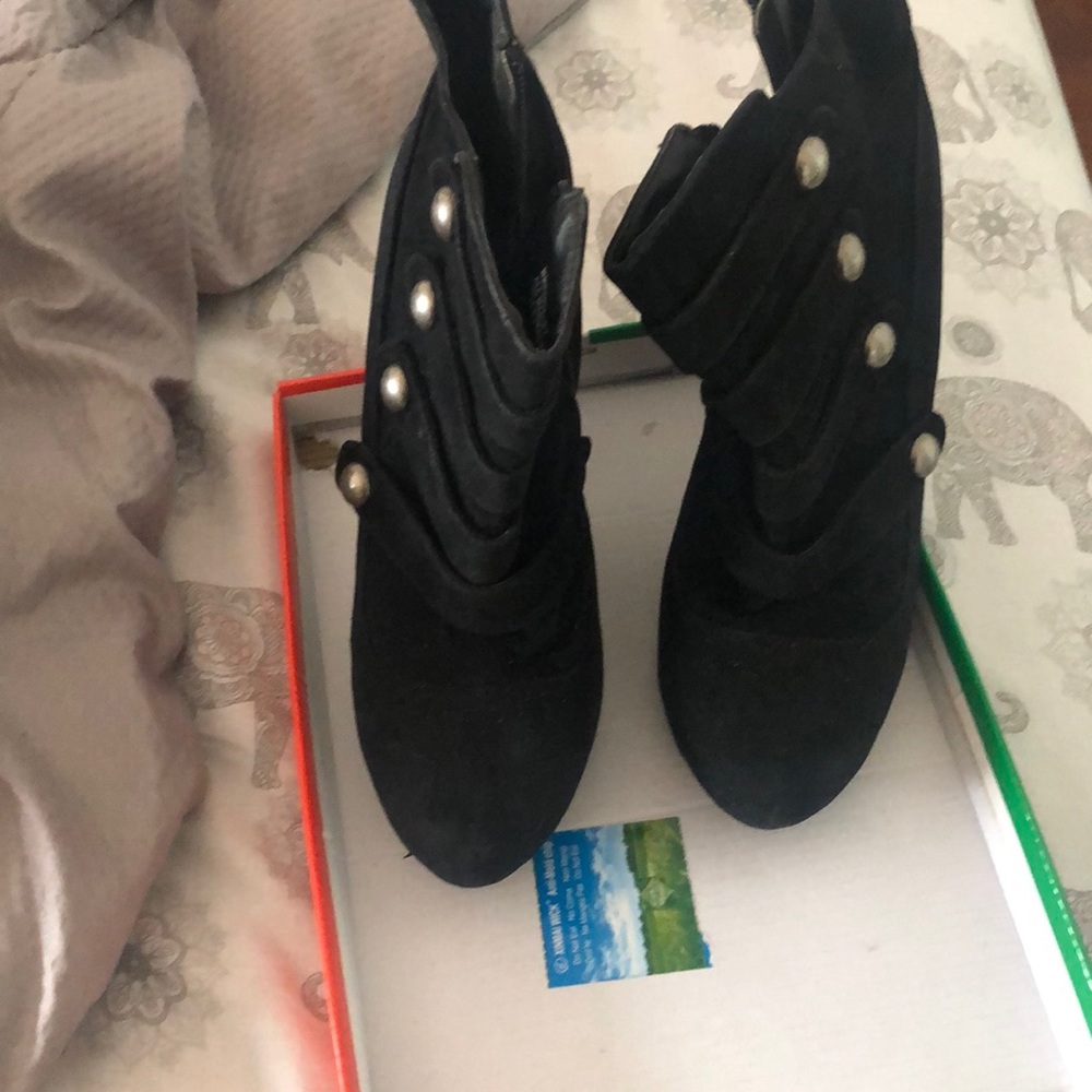 Shoes